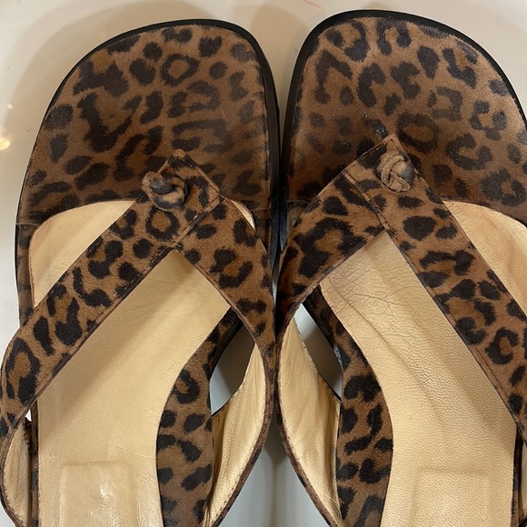Taryn Rose Brown and black Sandals. NEW condition - Picture 6 of 6